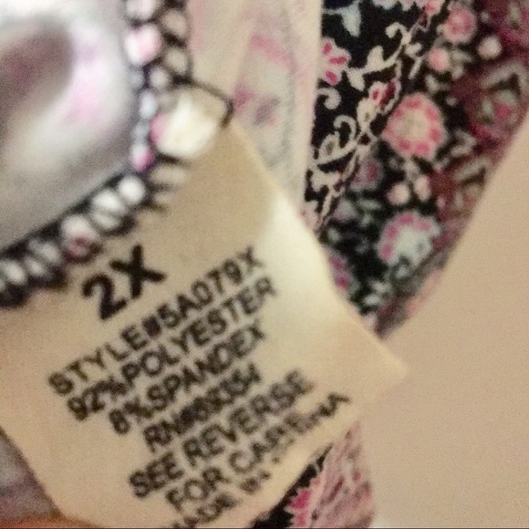 Spring Plus Size Dress - Picture 3 of 3